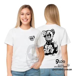 Camiseta Never Give Up streetwear branca